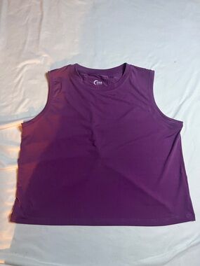 ZYia Active Slightly Cropped Tank Top